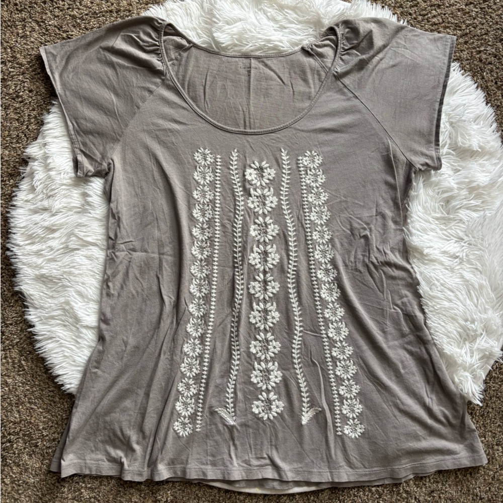 Garnet Hill Taupe Top with White Floral Embroidery